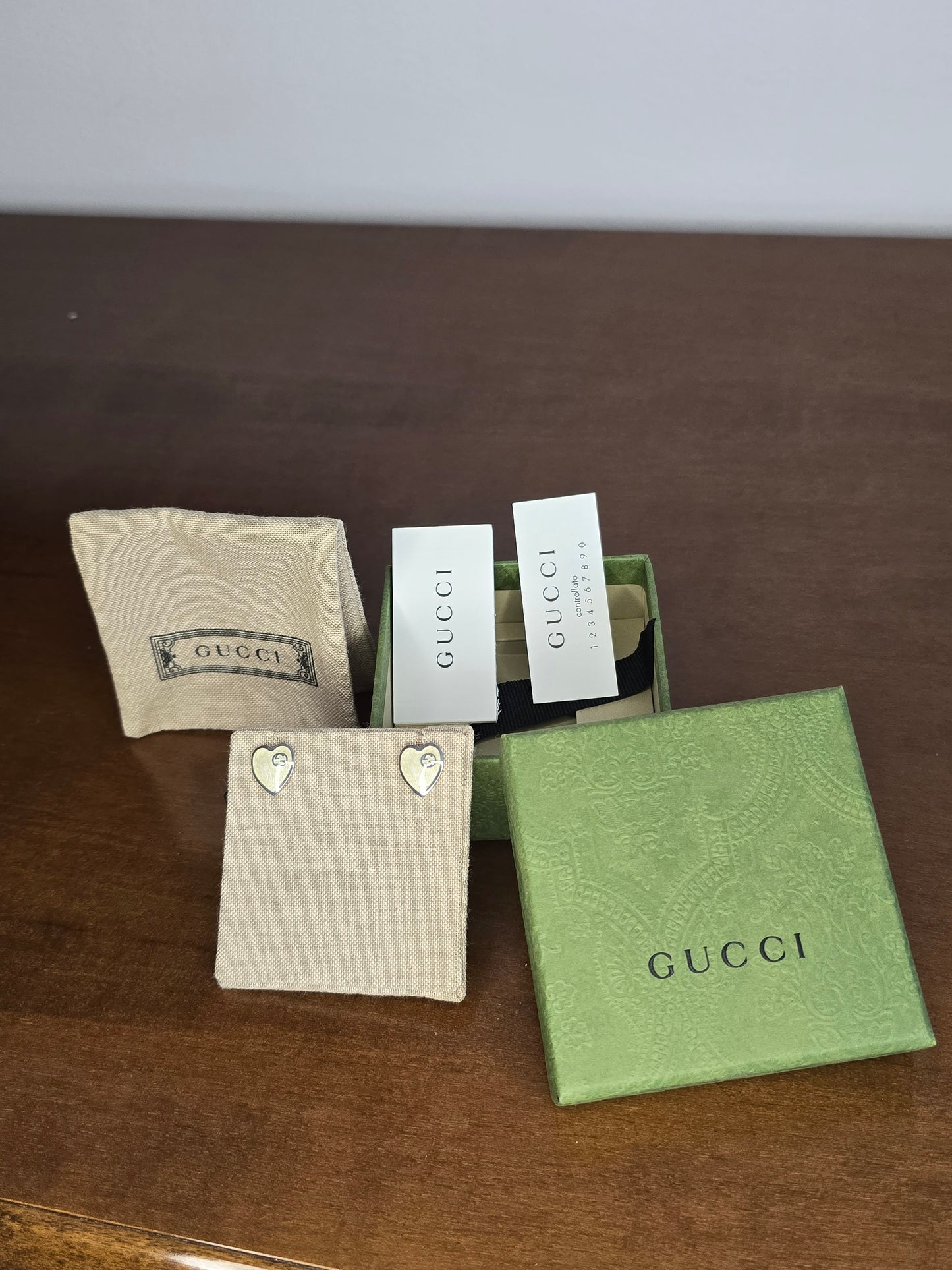 Gucci Orecchini Silver con logo